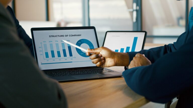 Servicios de Auditoría Externa - PARSA: Paredes, Saravia & Asociados, S.C. - Firma de contadores públicos, auditoría, derecho y asesoría empresarial en Guatemala.