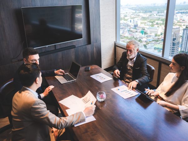 Con presencia en Centroamérica a través de IAPA, apoyamos empresas de servicios guatemaltecas en su expansión internacional, asegurando compliance y eficiencia operativa en múltiples jurisdicciones.