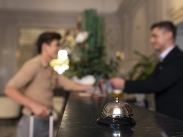 El sector hotelero en Guatemala enfrenta estacionalidad. Flujo de efectivo, control de costos y diversificación son claves para crecer todo el año.